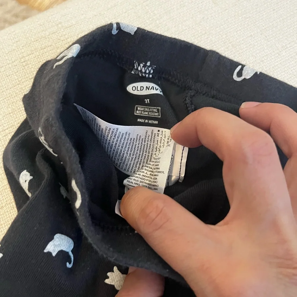 Old navy kitty leggings